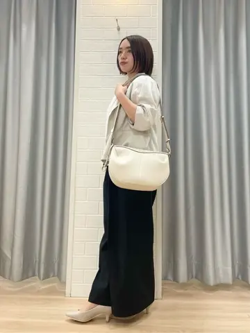 組曲 丸岡 コーディネート画像