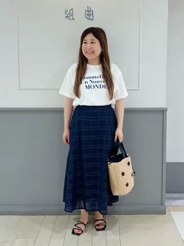 組曲 スタッフ コーディネート画像