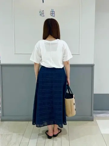 組曲 スタッフ コーディネート画像