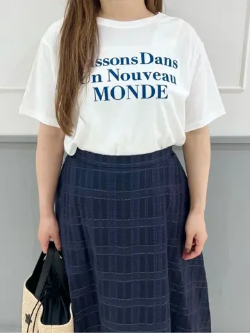 組曲 スタッフ コーディネート画像