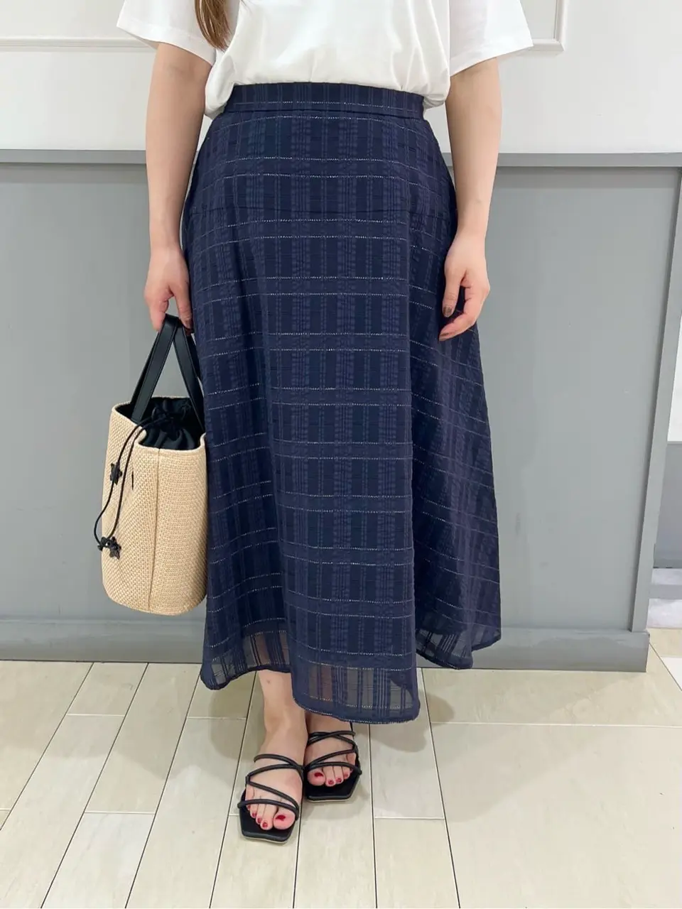 組曲 スタッフ コーディネート画像