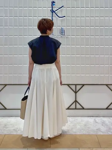 組曲 井上 コーディネート画像