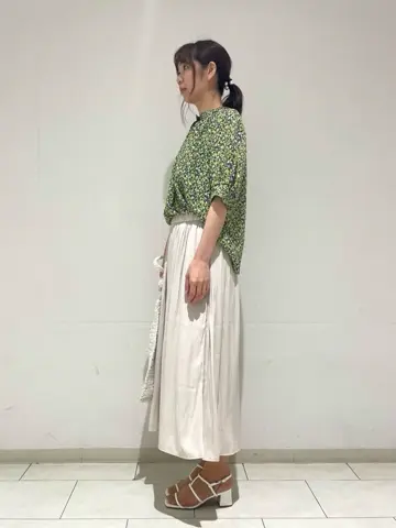 組曲 小山 コーディネート画像