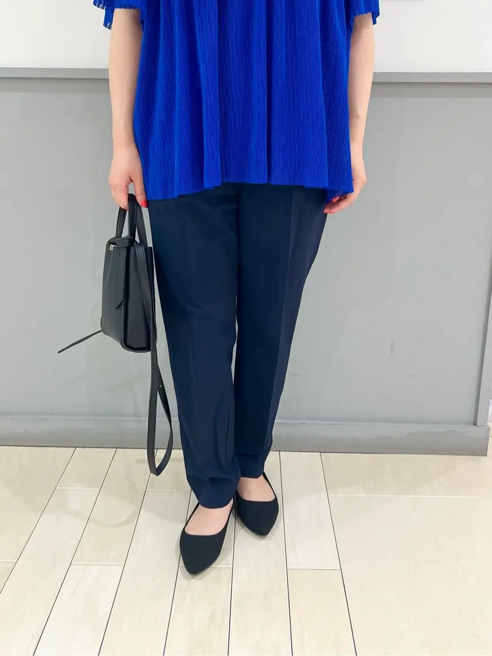 組曲 スタッフ コーディネート画像