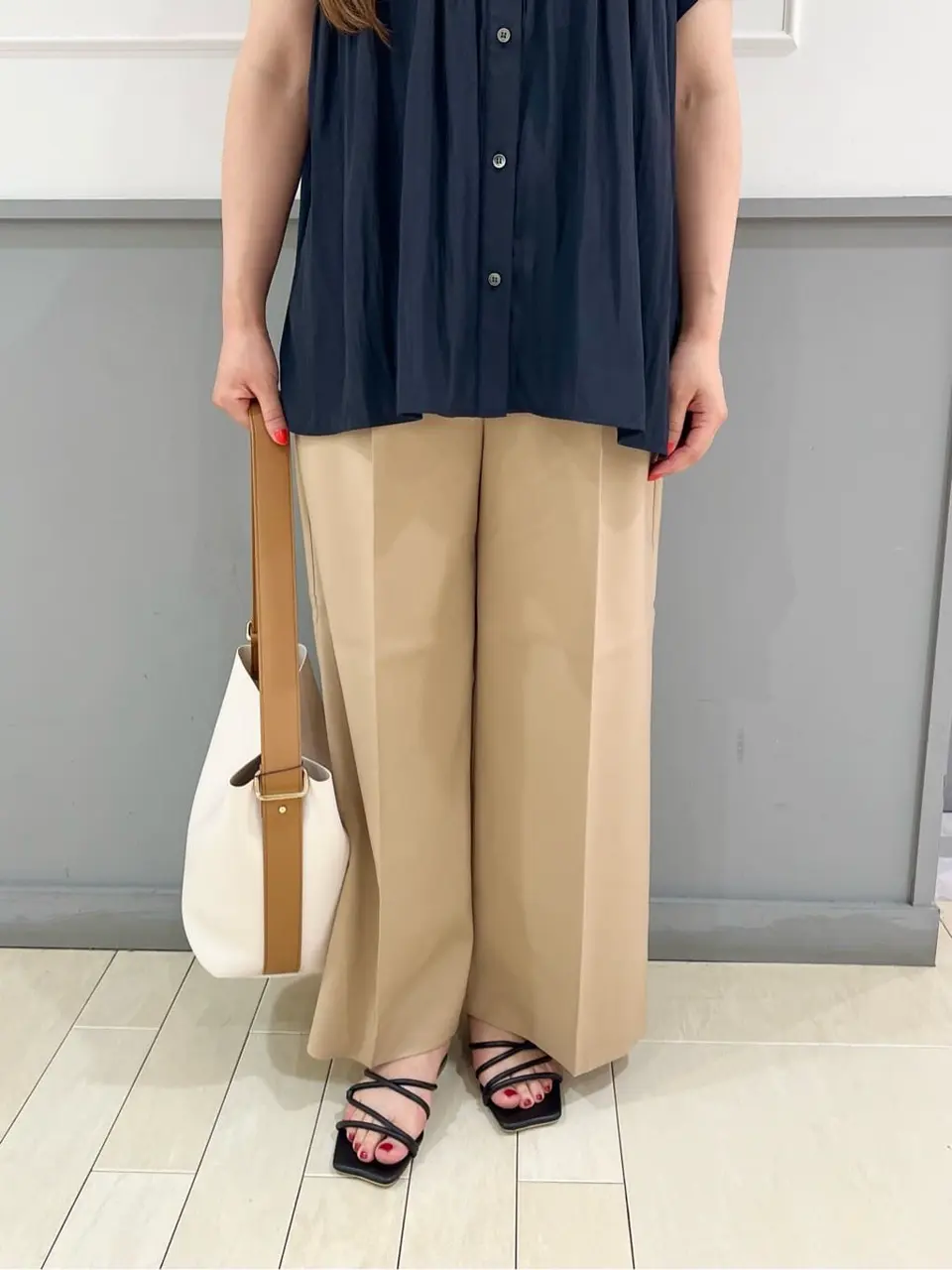 組曲 スタッフ コーディネート画像