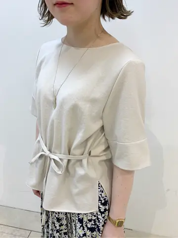 組曲 石井 コーディネート画像