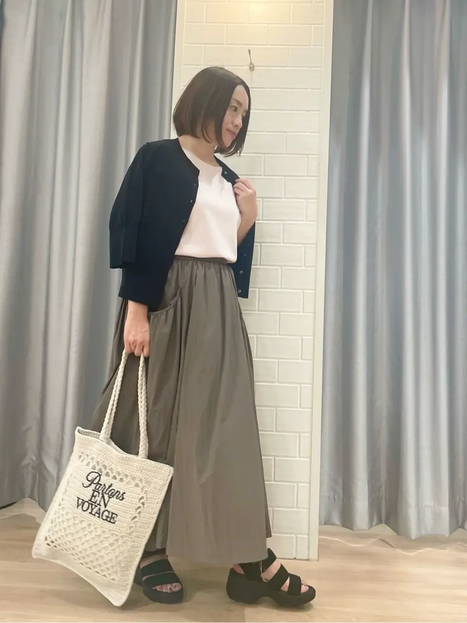 組曲 丸岡 コーディネート画像