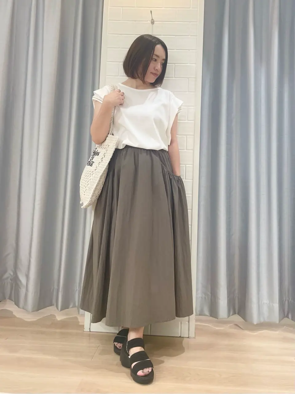 組曲 丸岡 コーディネート画像