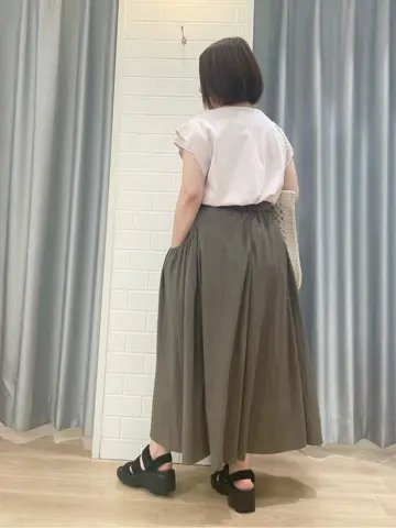 組曲 丸岡 コーディネート画像