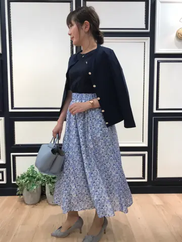 組曲 宮本 コーディネート画像