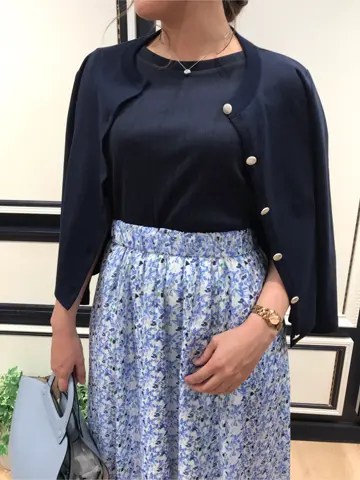 組曲 宮本 コーディネート画像