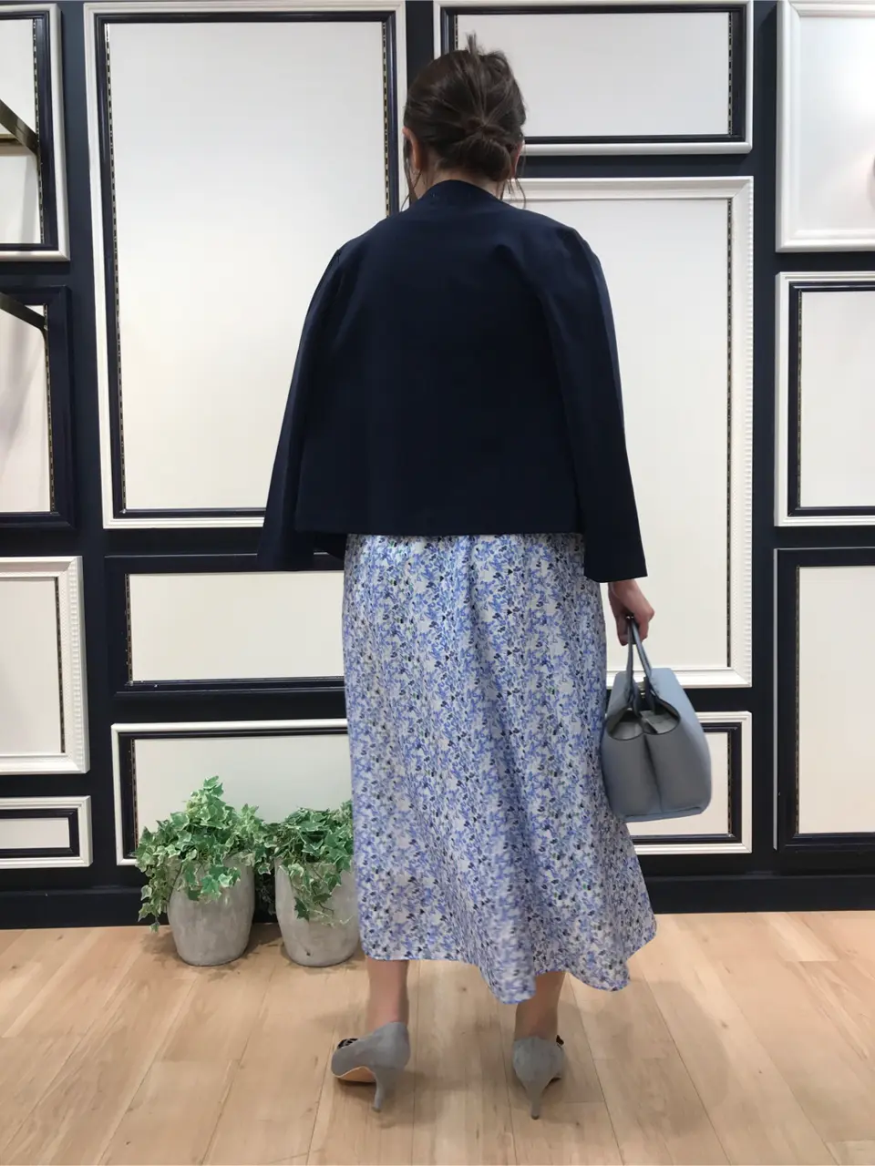 組曲 宮本 コーディネート画像