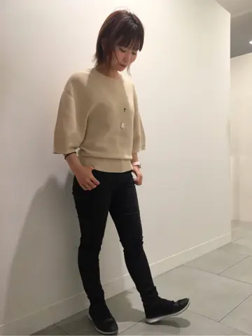 組曲 小林 コーディネート画像