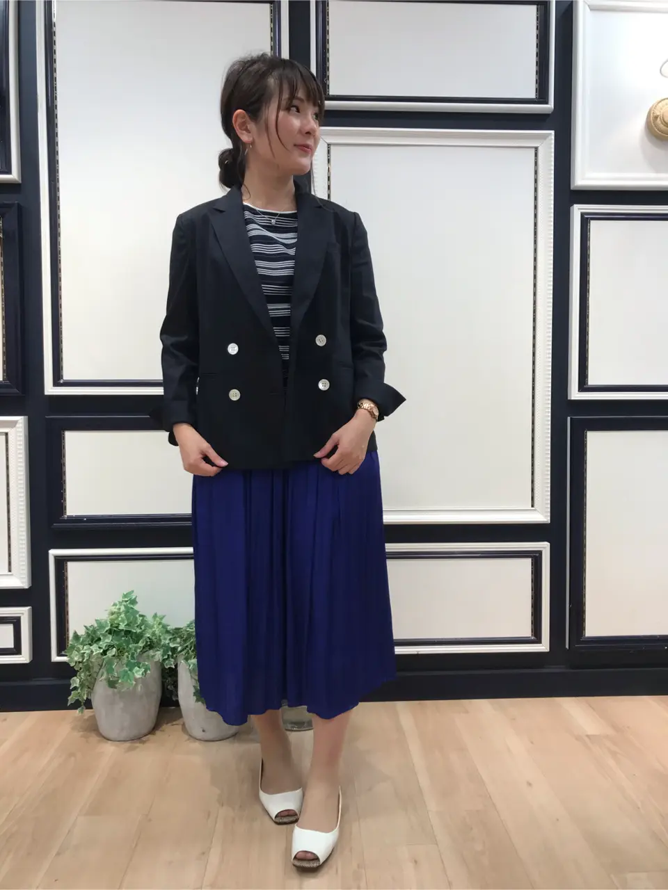 組曲 宮本 コーディネート画像