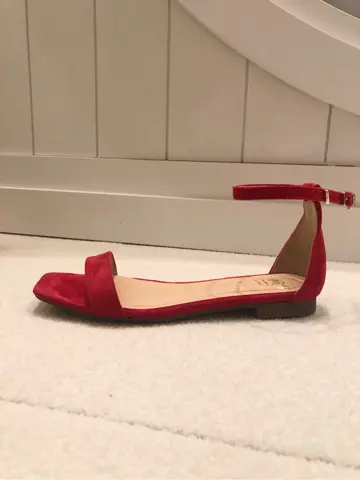 組曲 戸澤 コーディネート画像