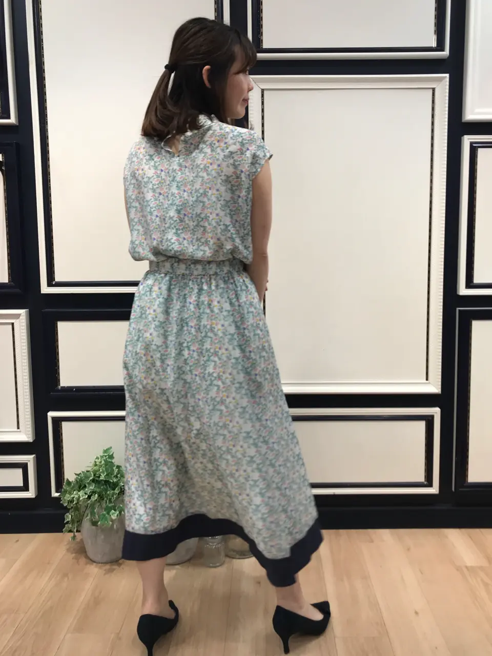 組曲 鈴木 コーディネート画像