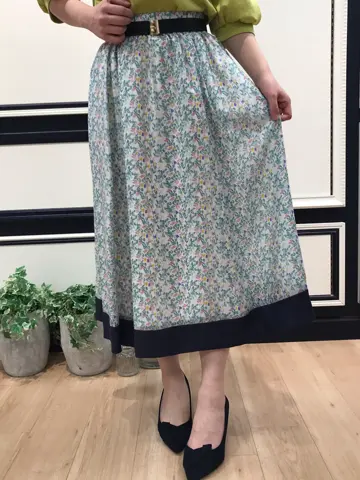 組曲 鈴木 コーディネート画像