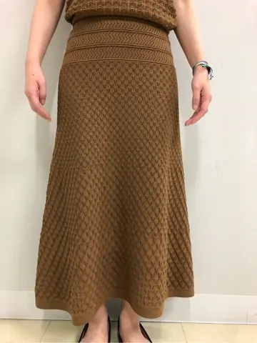 組曲 中野 コーディネート画像