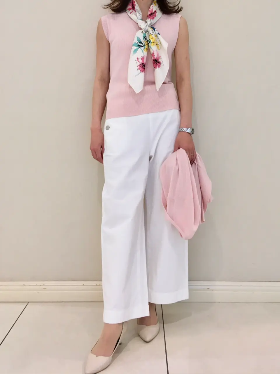 組曲 スタッフ コーディネート画像