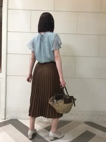 組曲 スタッフ コーディネート画像