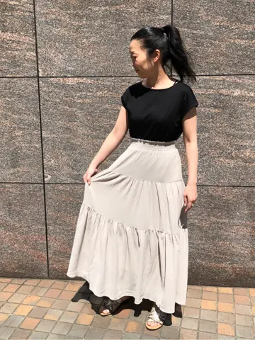 組曲 中野 コーディネート画像