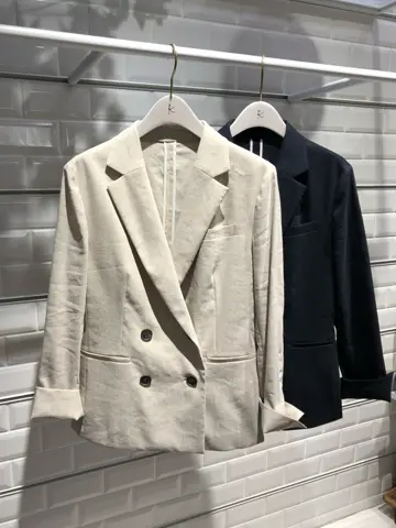 組曲 井上 コーディネート画像