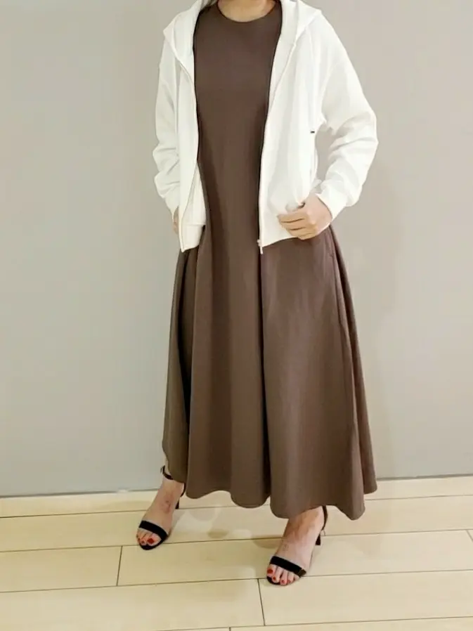 組曲 上部 コーディネート画像