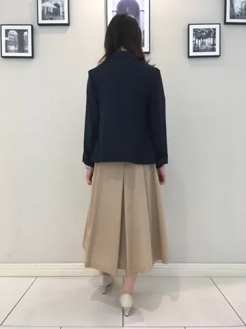 組曲 スタッフ コーディネート画像