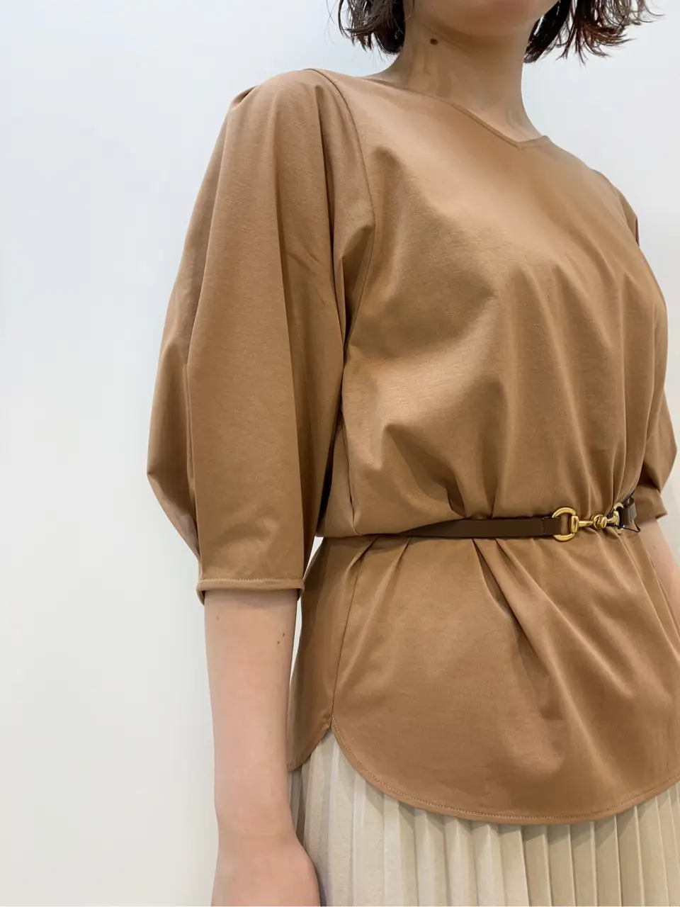 組曲 石井 コーディネート画像