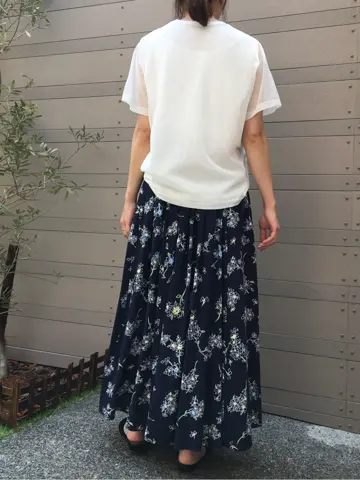 組曲 スタッフ コーディネート画像