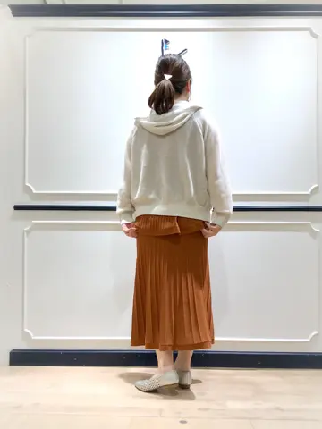 組曲 中山 コーディネート画像