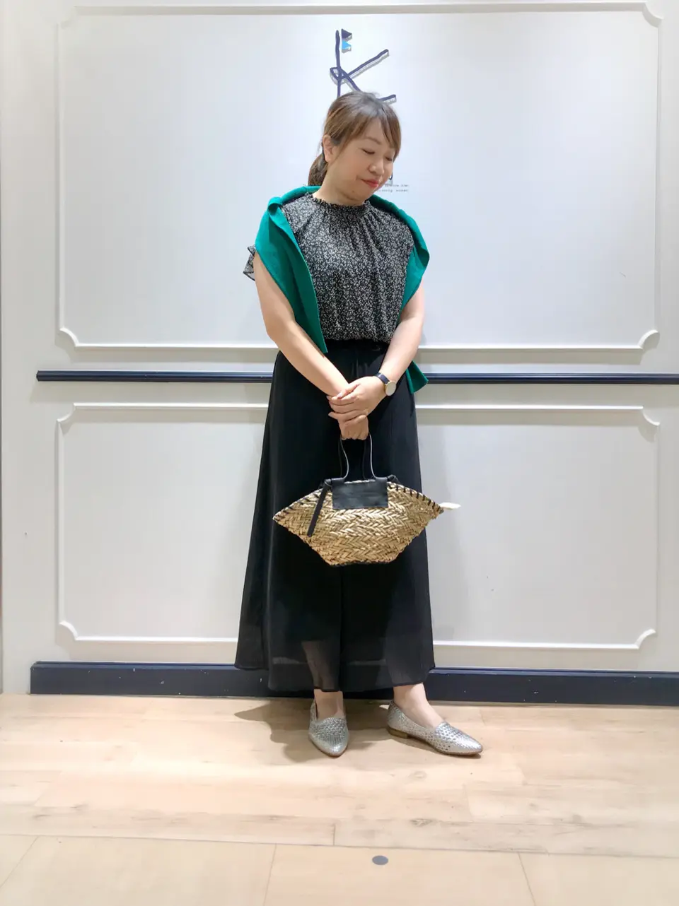 組曲 中山 コーディネート画像