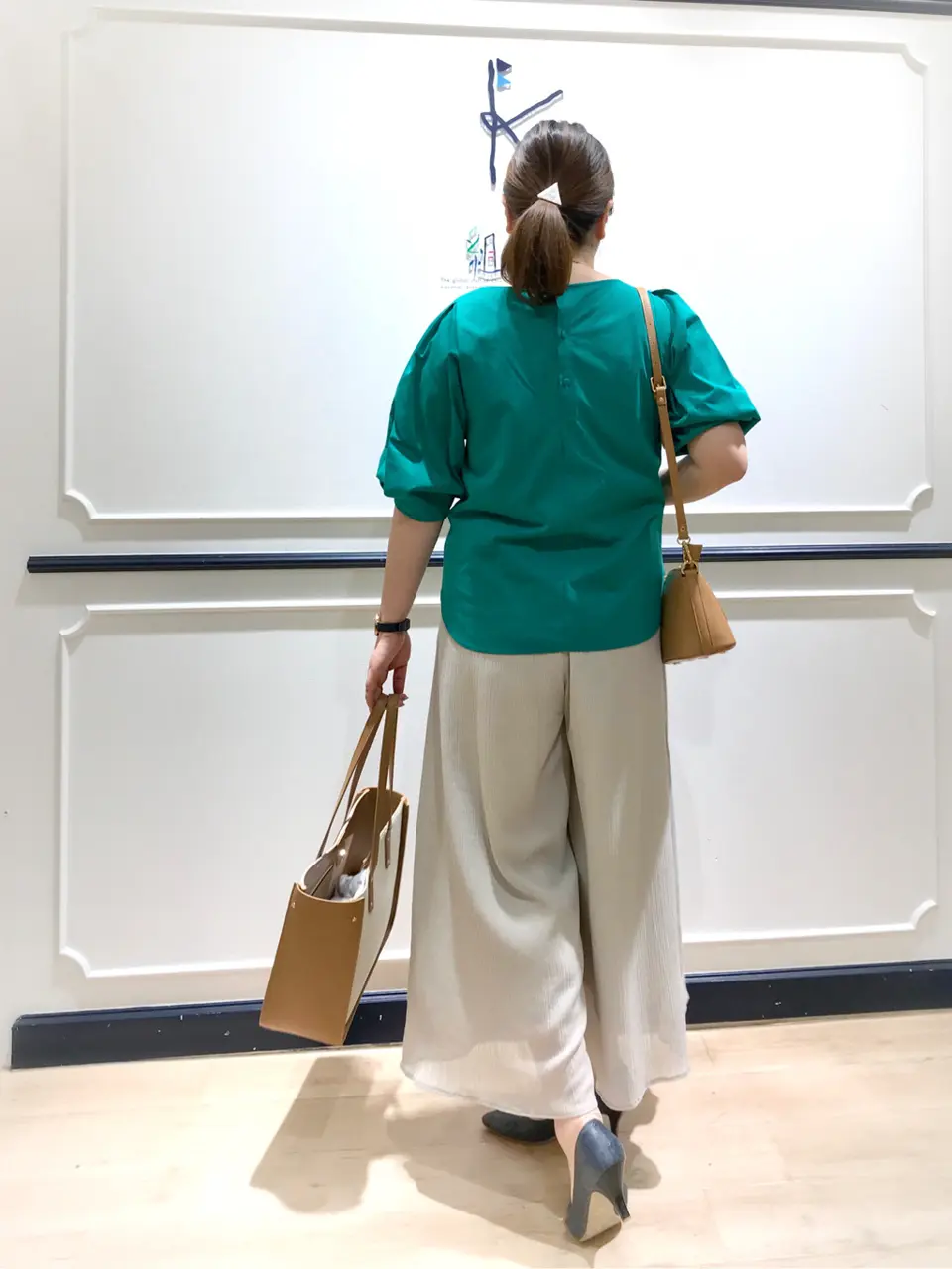 組曲 中山 コーディネート画像