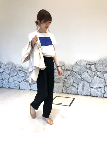 組曲 スタッフ コーディネート画像