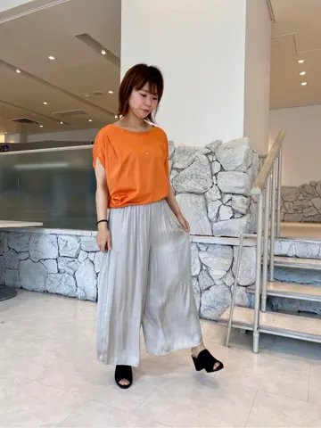 組曲 小林 コーディネート画像