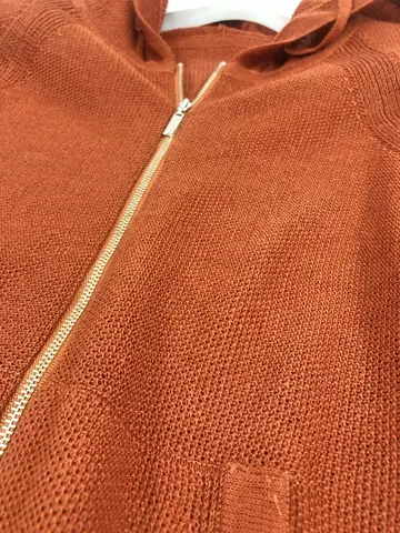 組曲 AI コーディネート画像