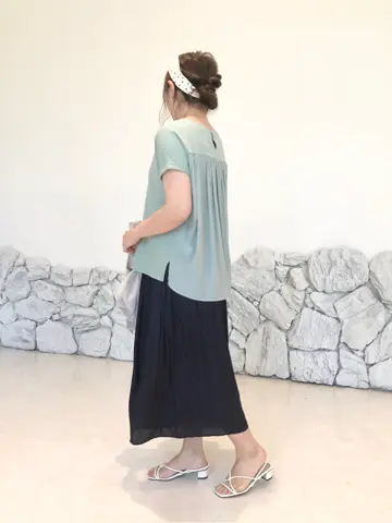 組曲 宮本 コーディネート画像