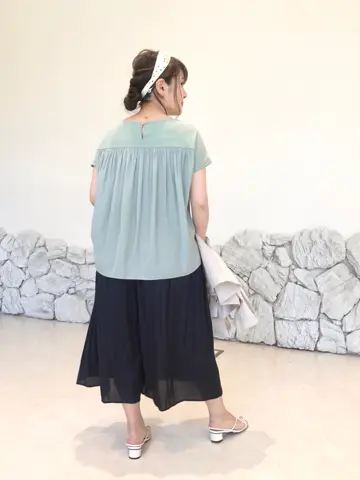 組曲 宮本 コーディネート画像