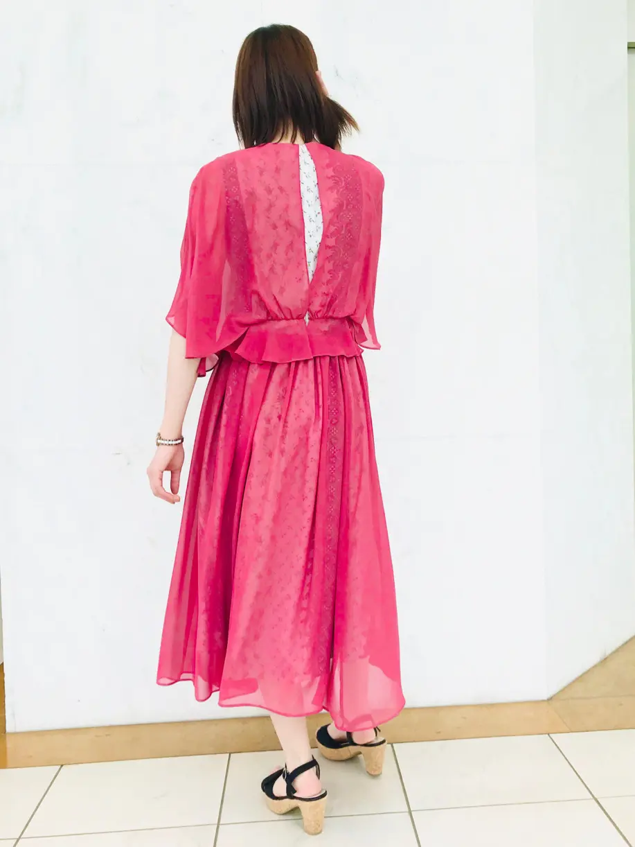 組曲 スタッフ コーディネート画像