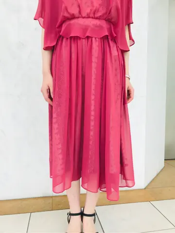 組曲 スタッフ コーディネート画像