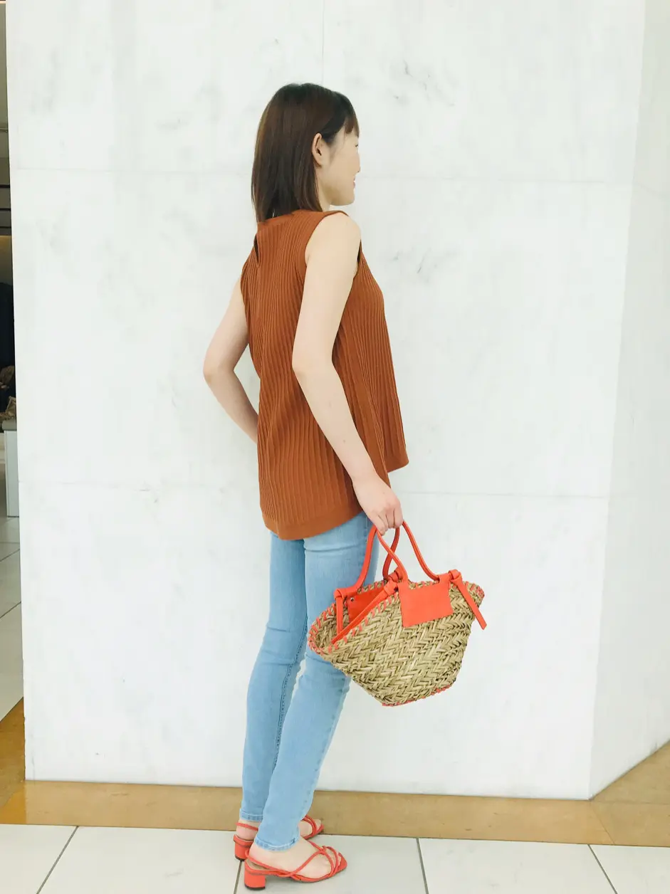 組曲 スタッフ コーディネート画像