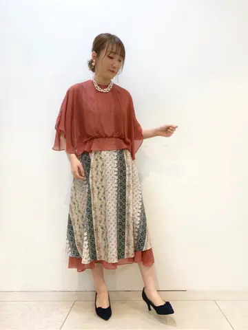 組曲 石井 コーディネート画像