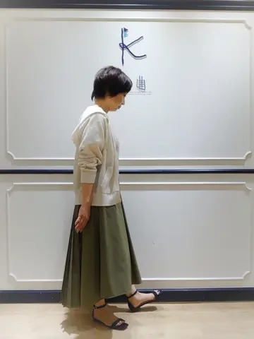 組曲 井上 コーディネート画像