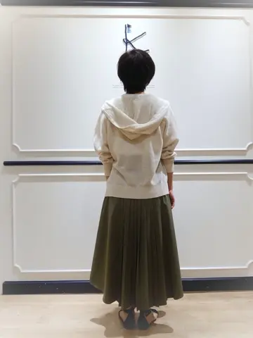 組曲 井上 コーディネート画像