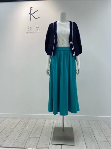 組曲 AI コーディネート画像