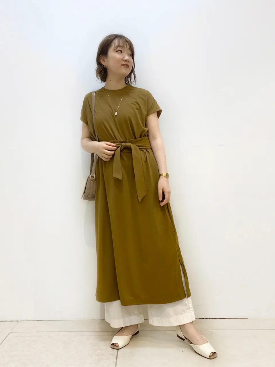 組曲 石井 コーディネート画像