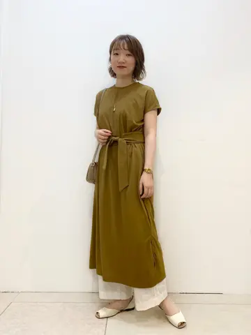 組曲 石井 コーディネート画像