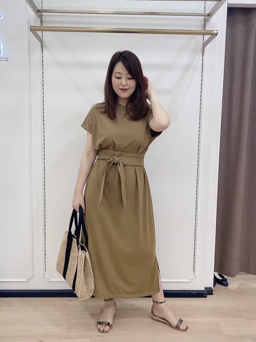  酒井 コーディネート画像