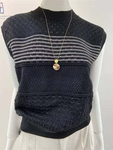 組曲 AI コーディネート画像