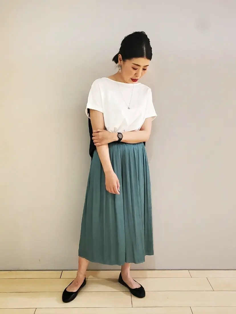  上部 コーディネート画像